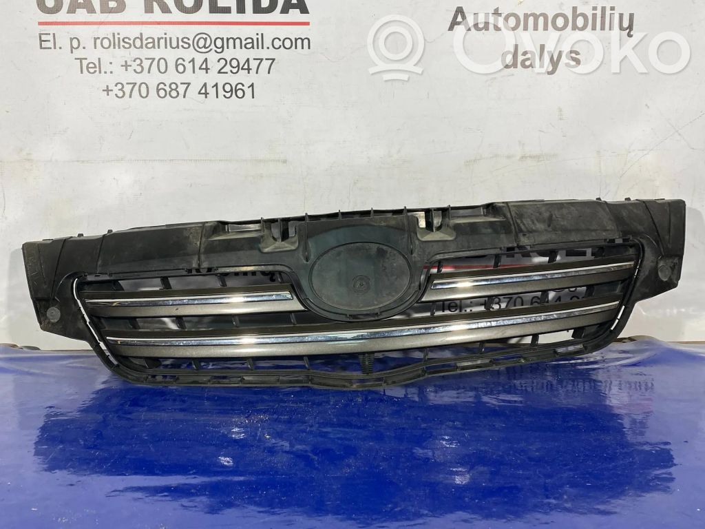 Toyota Corolla E140 E150 Grotelės viršutinės 
