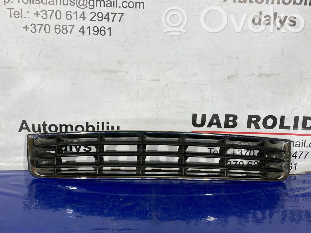 Audi A8 S8 D3 4E Front bumper lower grill 