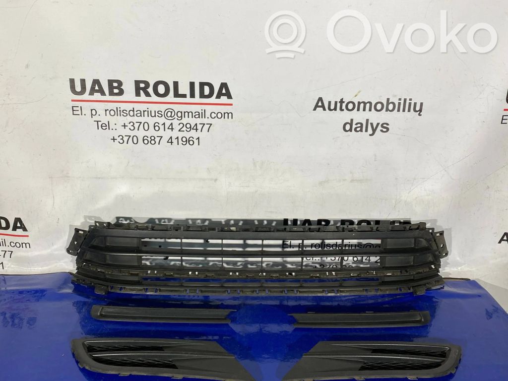 Volkswagen Jetta VI Grilă inferioară bară față 