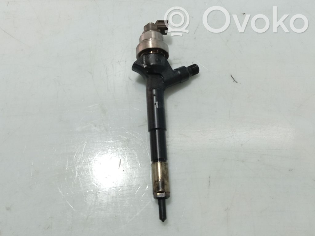 Opel Zafira B Inyector de combustible 