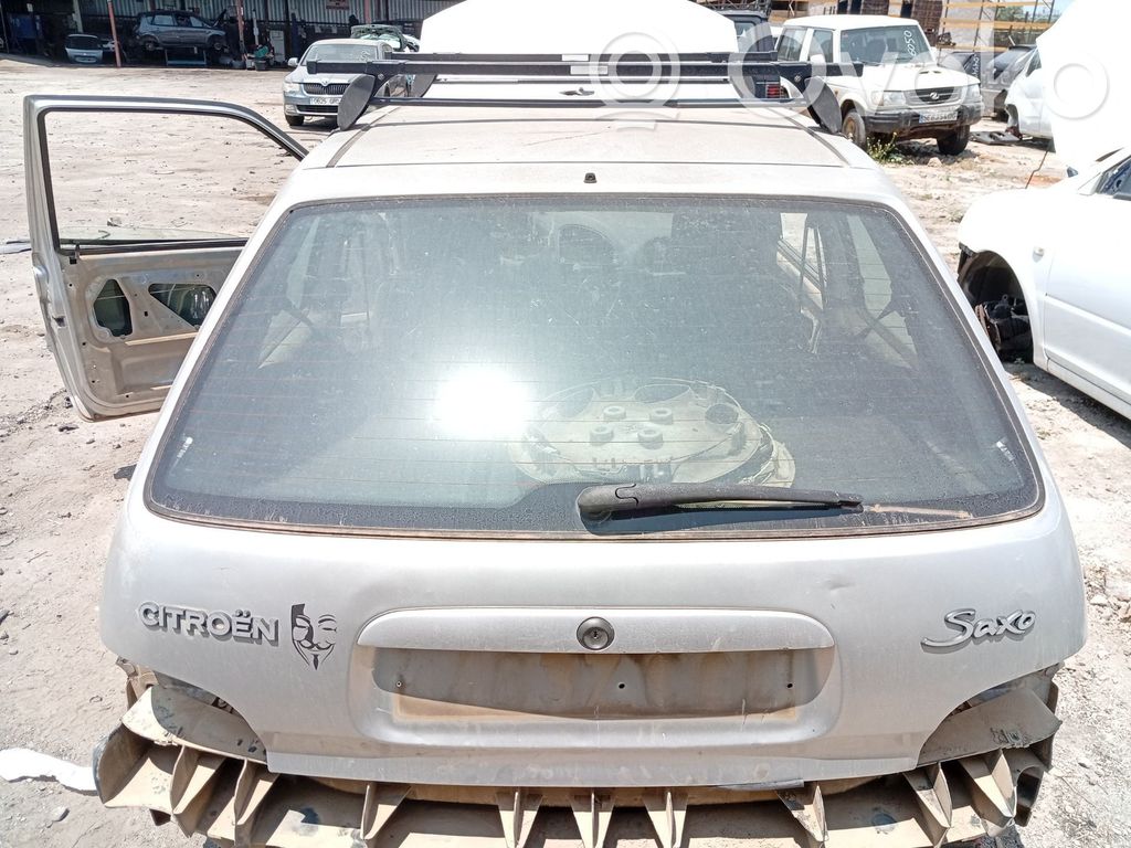 Citroen Saxo Задняя крышка (багажника) 