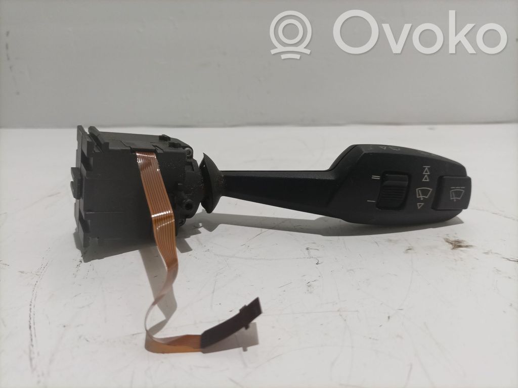 BMW 3 E90 E91 Stikla tīrītāja vadības pogas kātiņš 