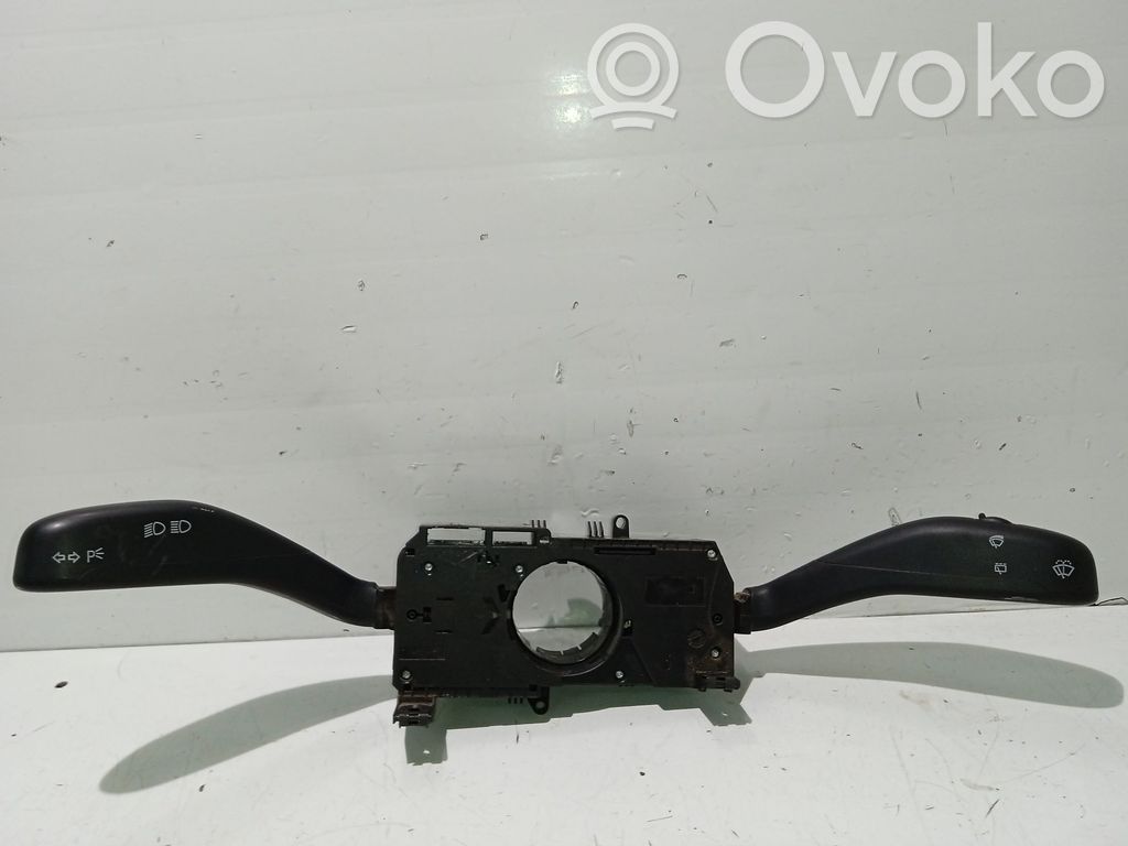 Interruptor de control multifunción   6Q0953503