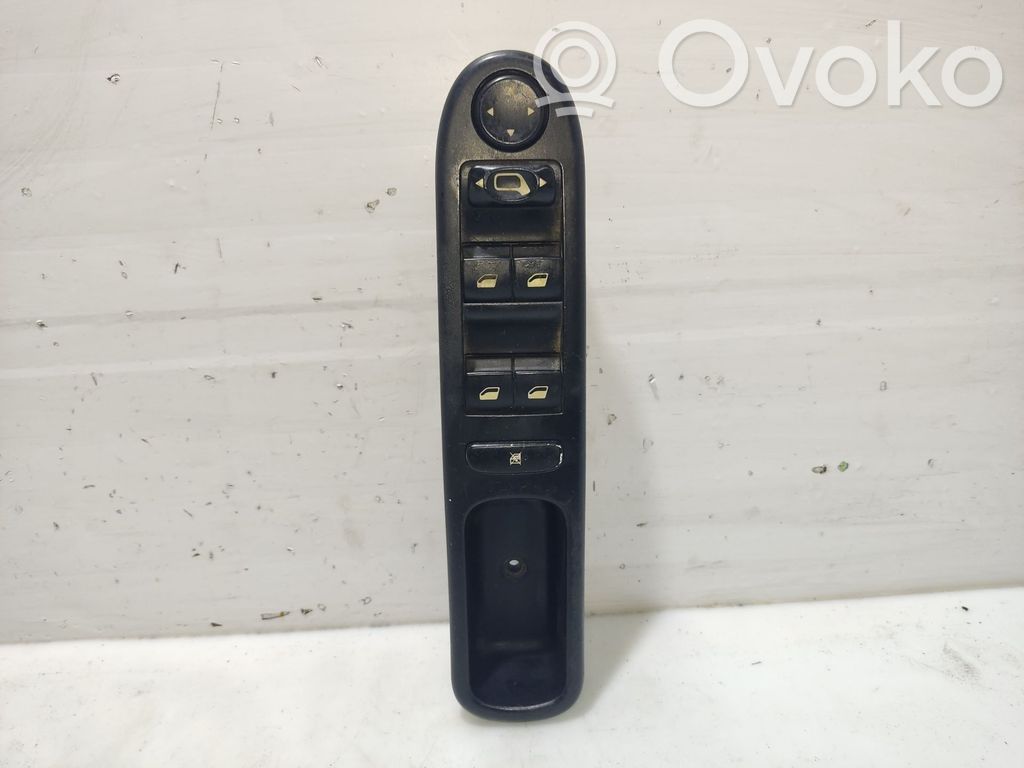 Electric window control switch   6554E9,96531124XT,02278