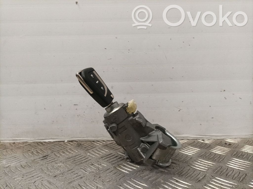 Toyota Verso Aizdedzes atslēga 