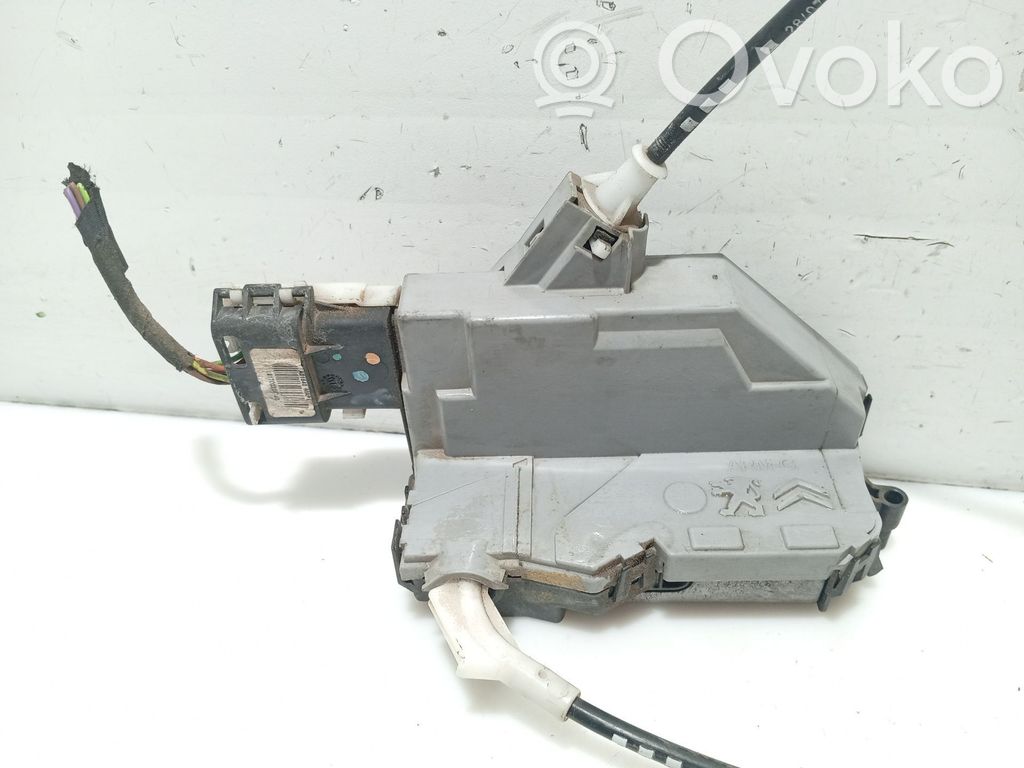 Takaoven lukko   9137N2