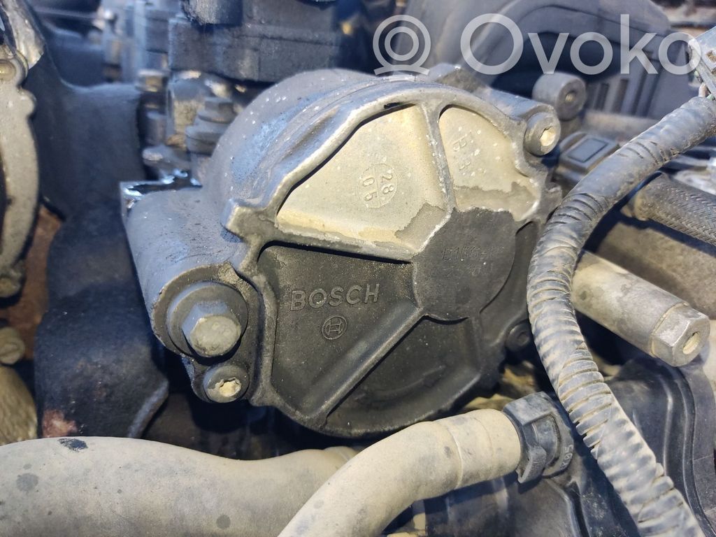 Ford Focus Vacuum pump 