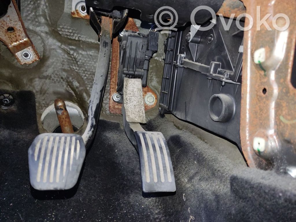 Ford Focus Accelerator throttle pedal 