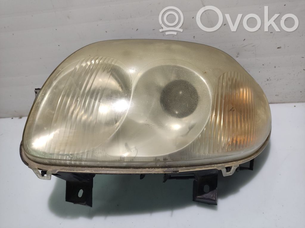 Renault Clio II Lampa przednia 