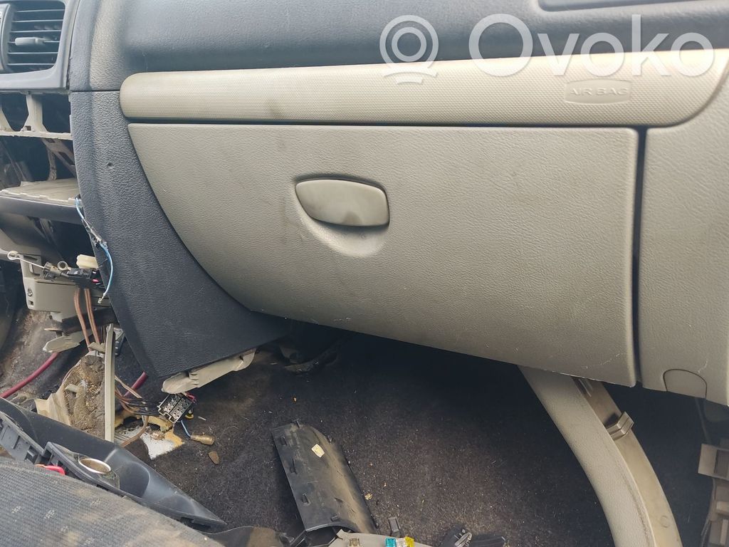 Renault Clio II Daiktadėžė 