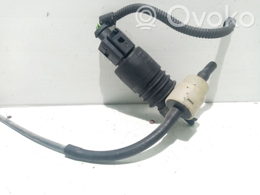 Audi A3 S3 8L Pompa lavavetri parabrezza/vetro frontale