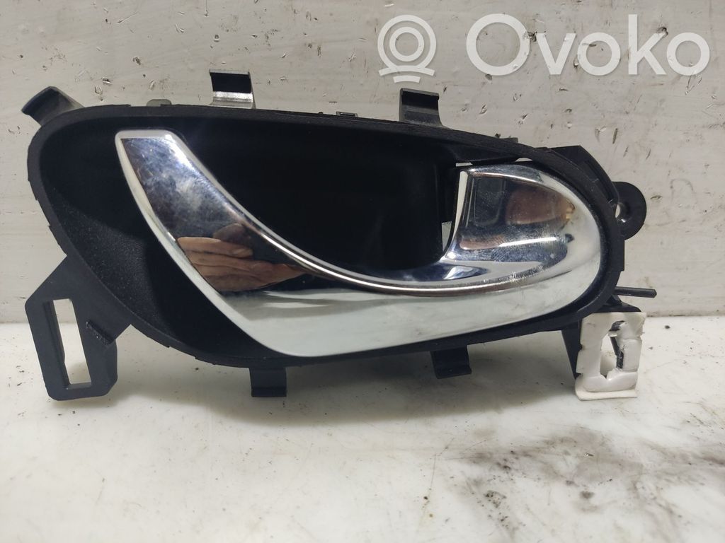 Manecilla interna puerta delantera   806704EA1A