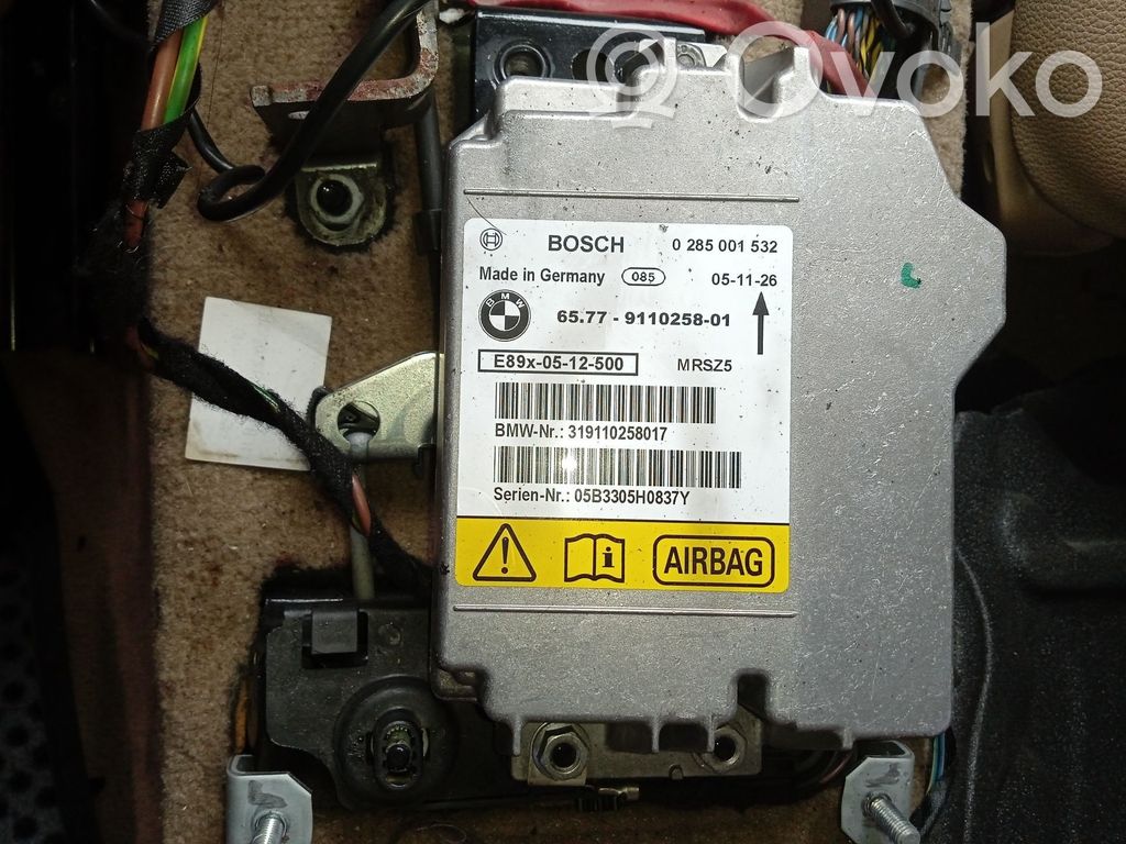 Module de contrôle airbag   65779110258,6577911025801,0285001532