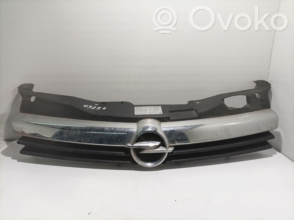 Opel Astra G Atrapa chłodnicy / Grill 