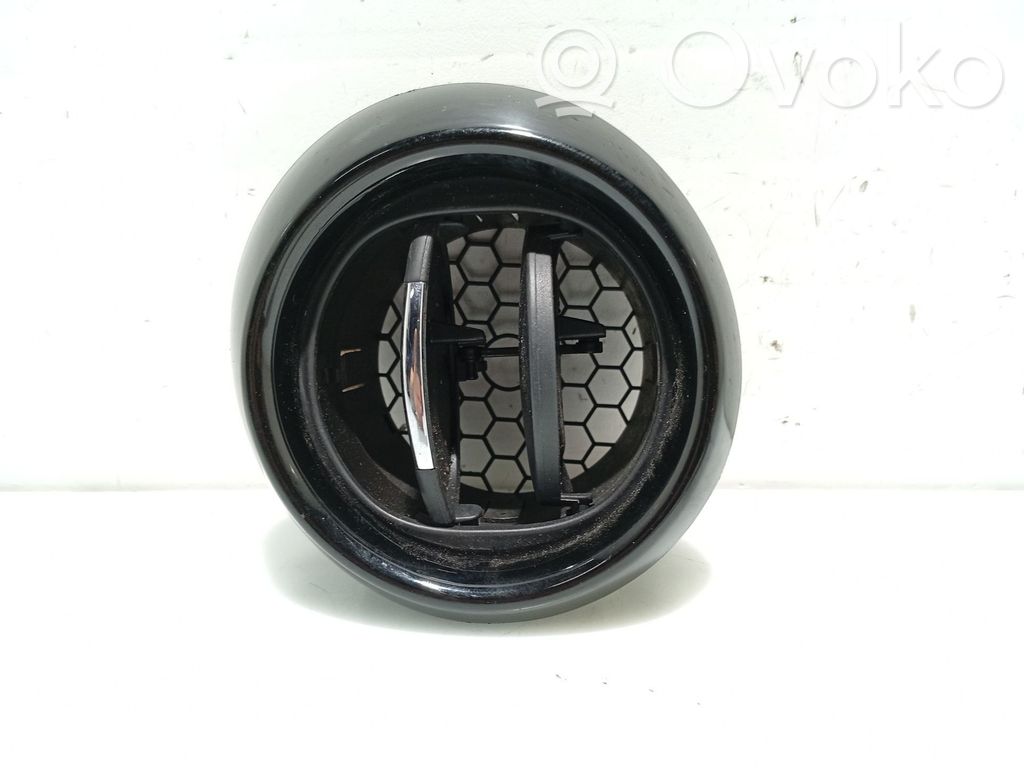 Renault Clio IV Rejilla de ventilación central del panel 