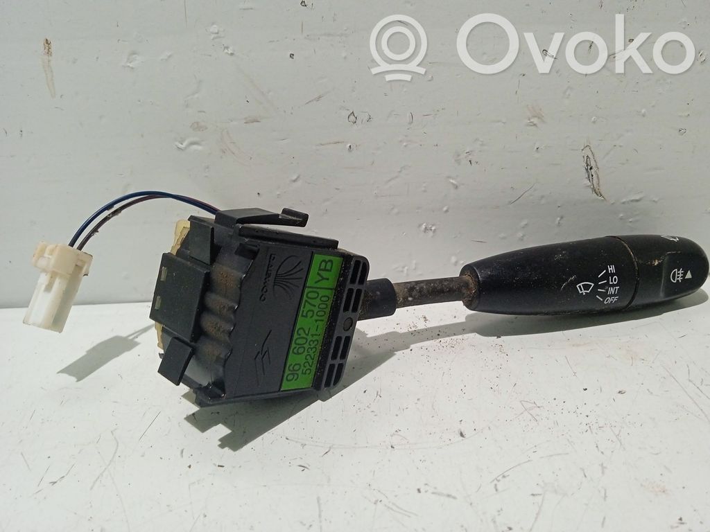 Chevrolet Aveo Wiper control stalk 