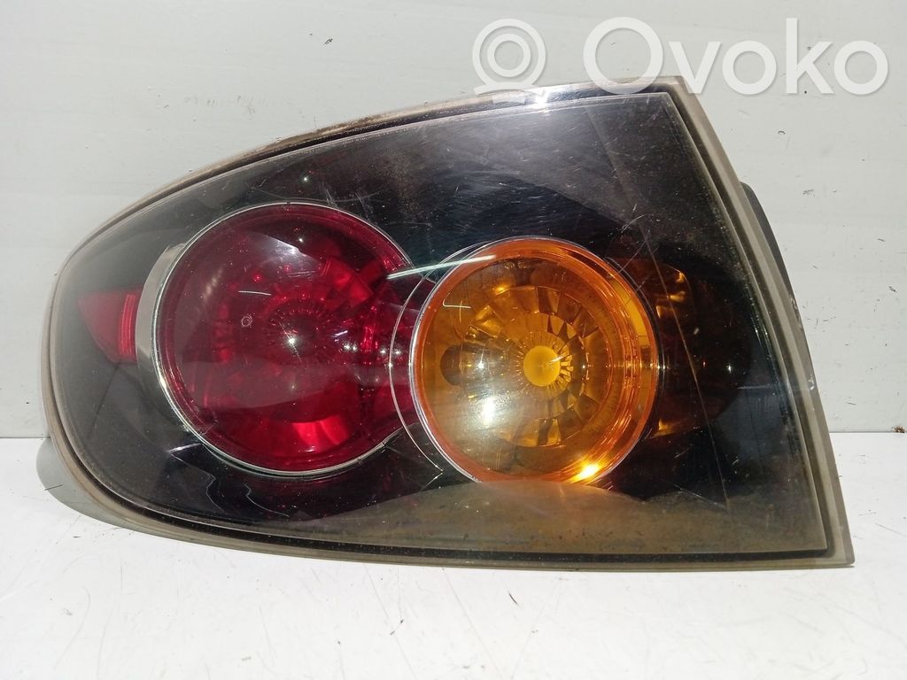 Mazda 3 I Lampă spate în caroserie 