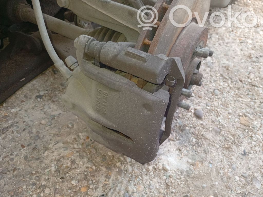 Ford Mondeo Mk III Zacisk hamulcowy przedni 