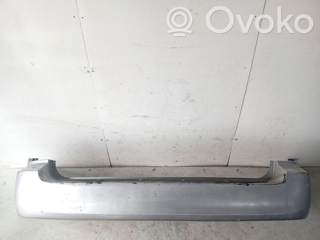 KIA Carnival Parachoques 