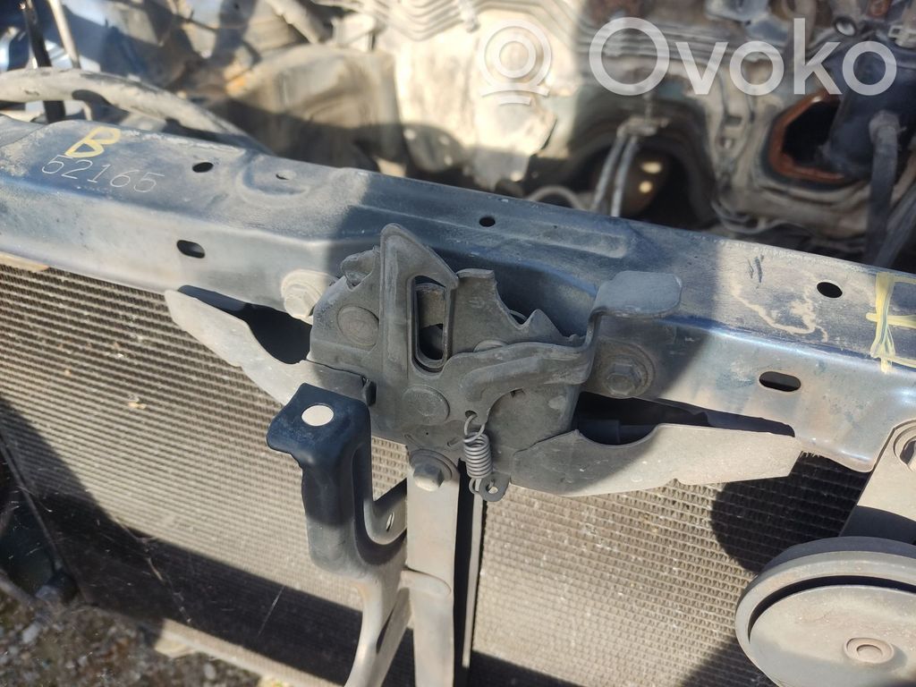 Toyota Corolla Verso E121 Zaczep bagażnika 