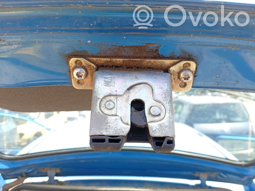 Opel Corsa B Tailgate lock latch 