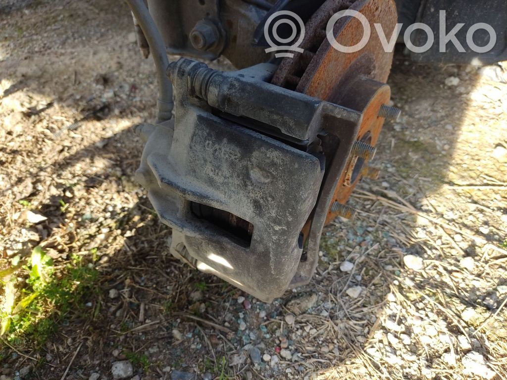 Toyota Corolla Verso E121 Etujarrusatula 