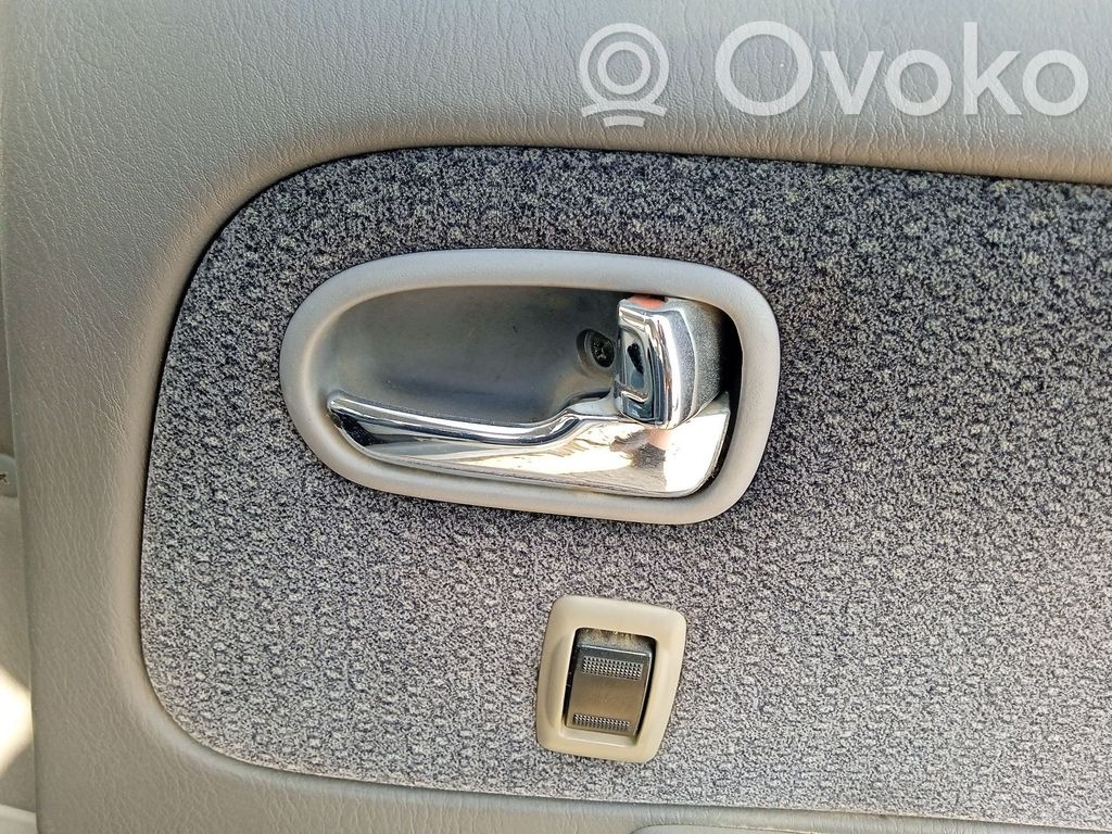 Manecilla interna puerta trasera   EA0158303,GG3E58330C