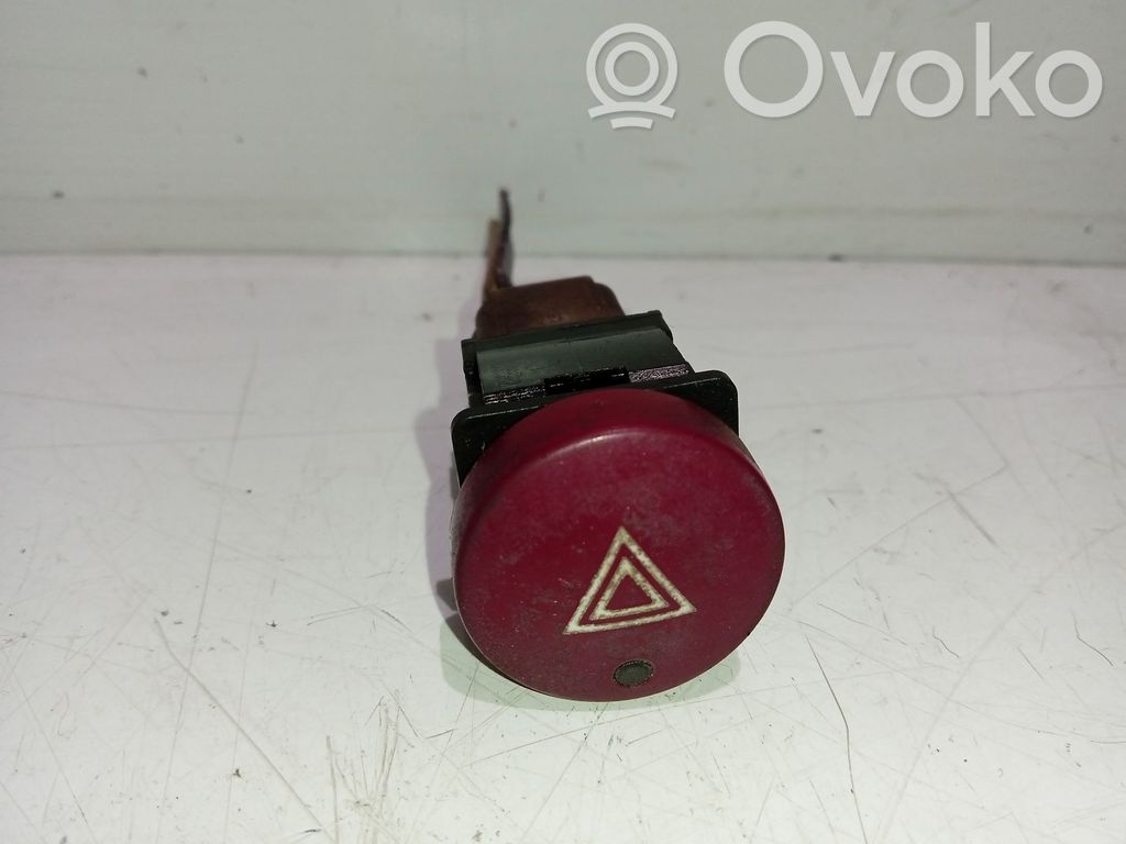 Citroen Xsara Botón interruptor de luz de peligro 