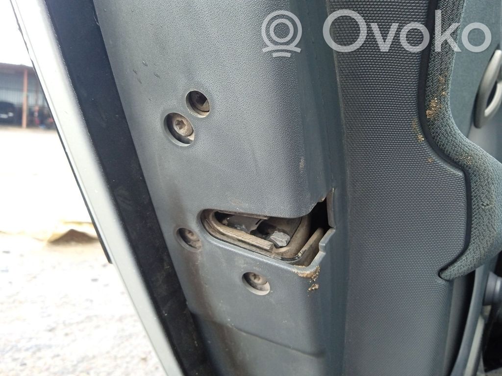 Smart ForFour I Takaoven lukko
