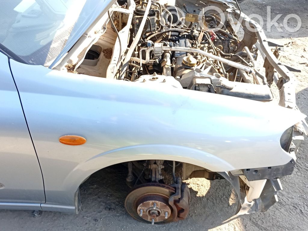 Nissan Almera N16 Parafango