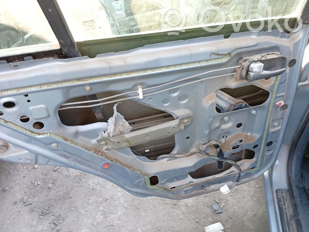 Nissan Almera N16 Mechanizm podnoszenia szyby tylnej bez silnika 