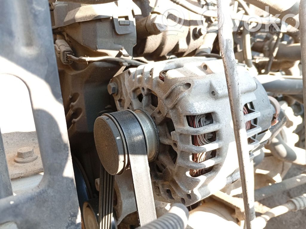 Nissan Almera N16 Générateur / alternateur