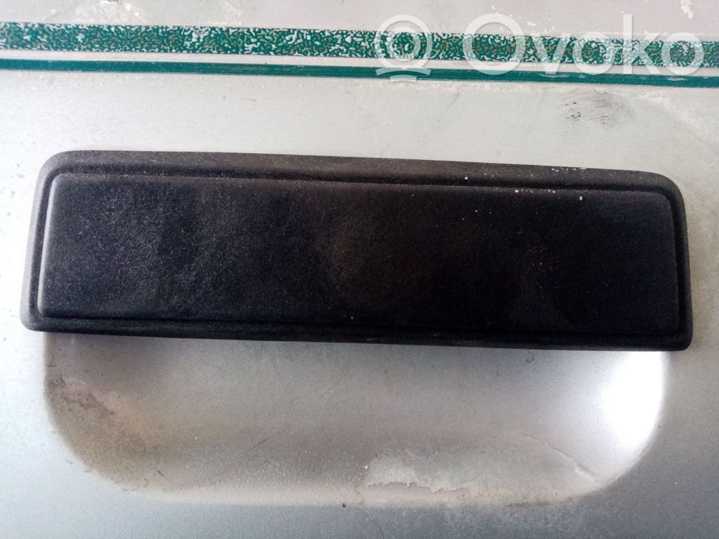 Peugeot 309 Maniglia esterna per portiera anteriore 