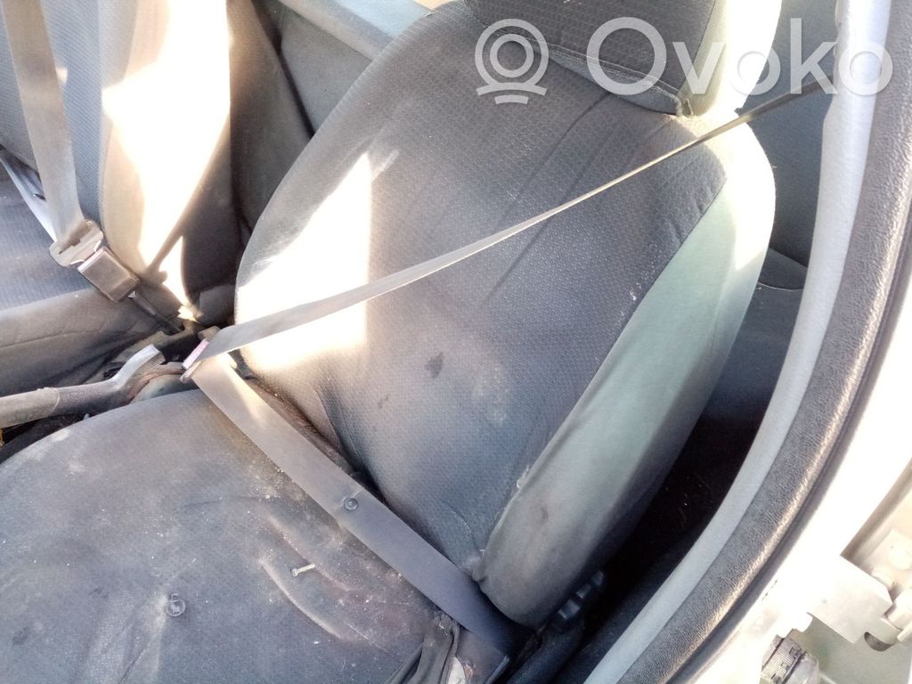 Peugeot 406 Cinturón delantero 