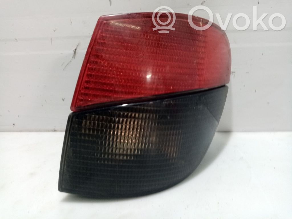 Peugeot 406 Luci posteriori 