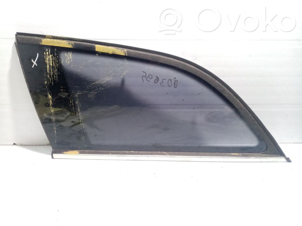 Opel Vectra C Rear side window 