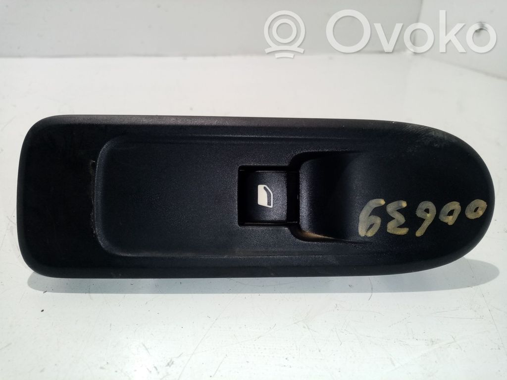 Electric window control switch   96637534XT