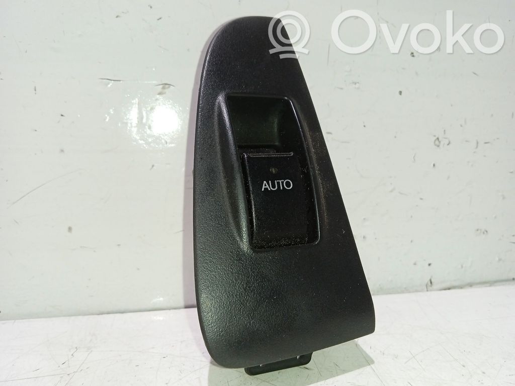 Toyota Avensis T250 Interrupteur commade lève-vitre 