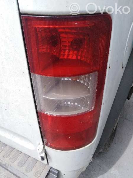 Rear/tail lights   12264F