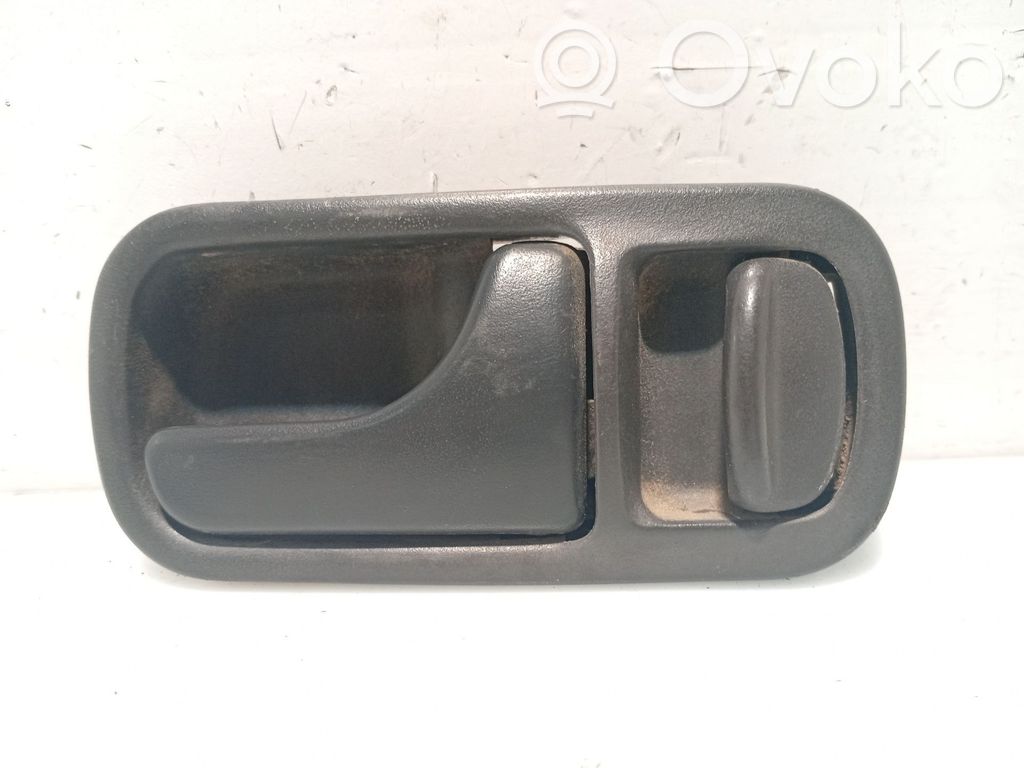 Nissan Atleon Maniglia interna per portiera anteriore