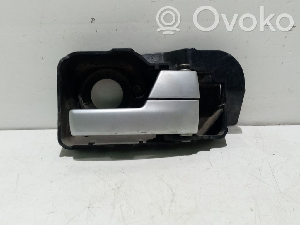 Ford Mondeo Mk III Manecilla interna puerta trasera 