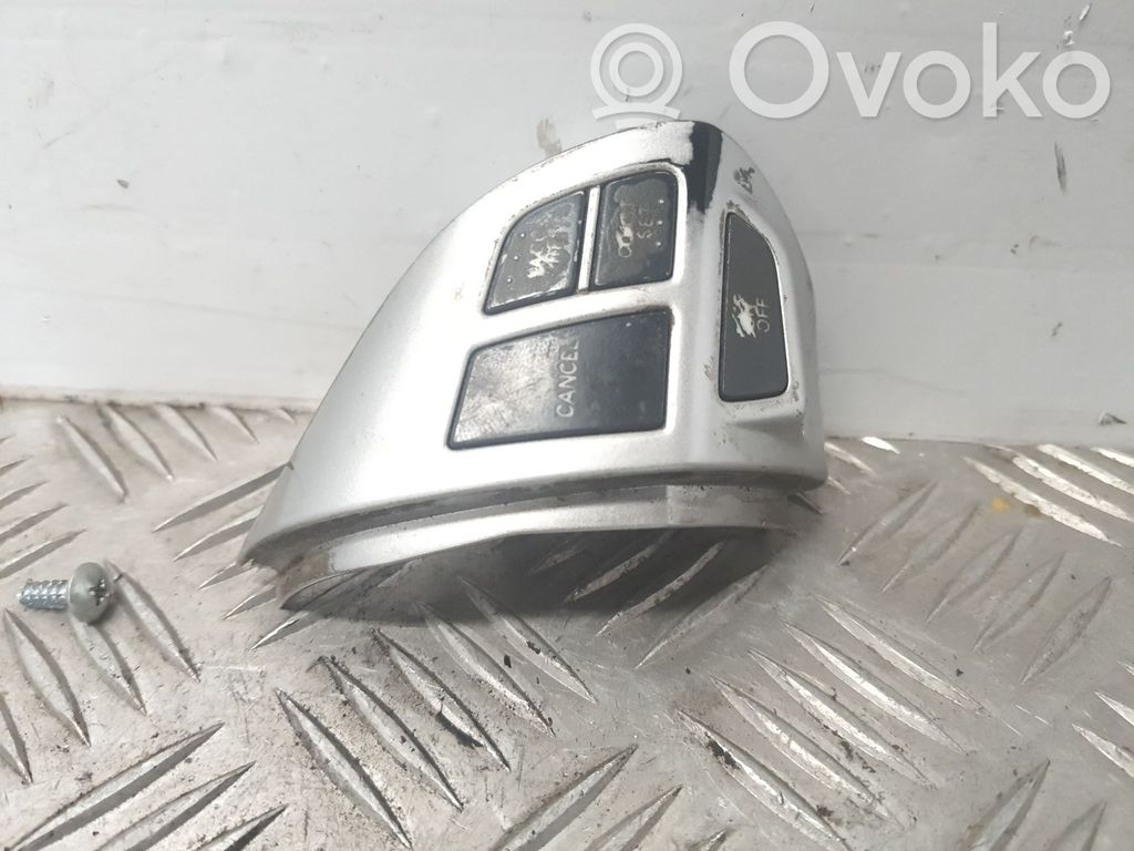 Boutons / interrupteurs volant   8602A008