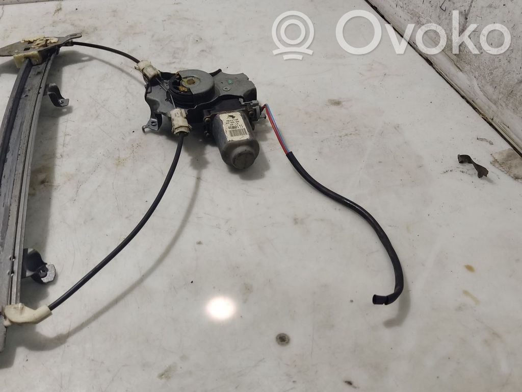 Nissan Primera Manualny podnośnik szyby drzwi przednich 