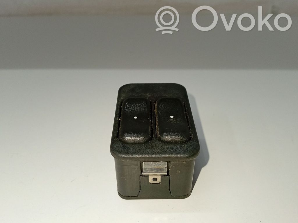 Opel Combo C Electric window control switch 