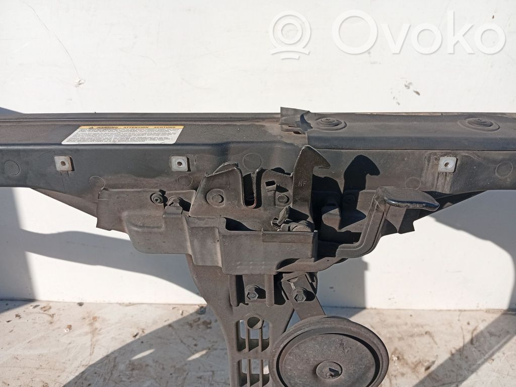 Hyundai Sonata Tie down hook / loop 
