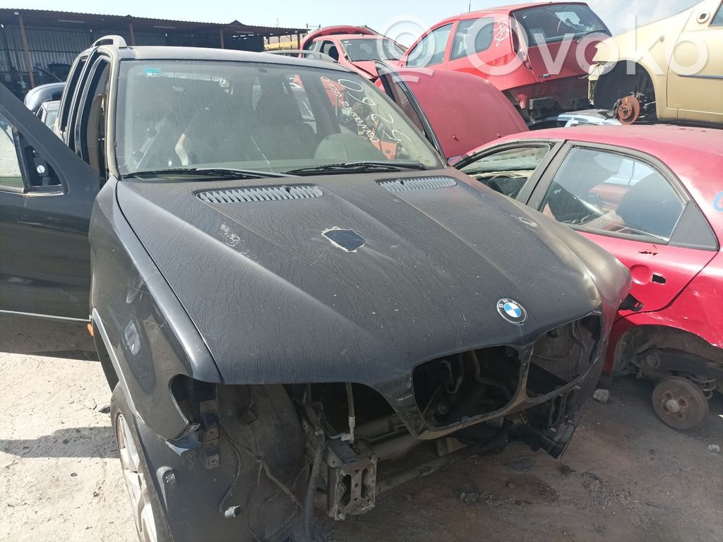 BMW X5 E53 Konepelti 