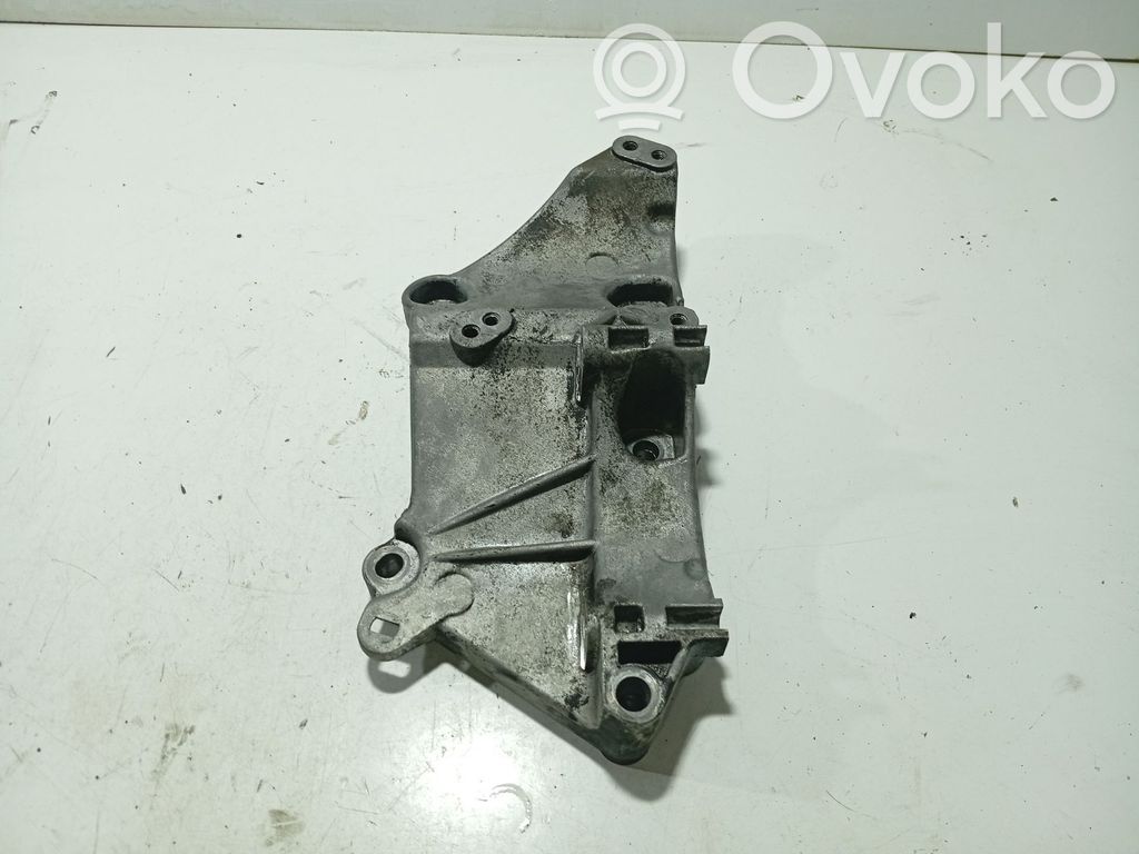 Renault Megane II Supporto di montaggio del motore (usato)