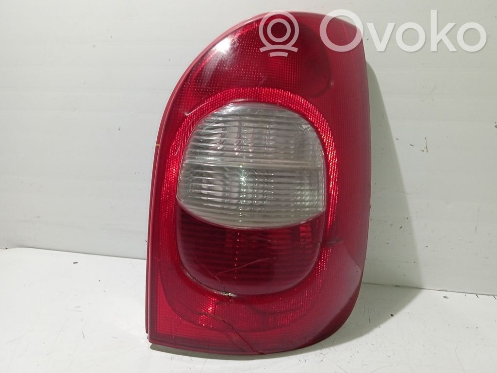 Luz trasera/de freno   9631563980