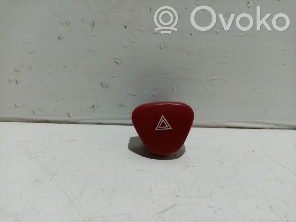 Hazard light switch   96405776KR