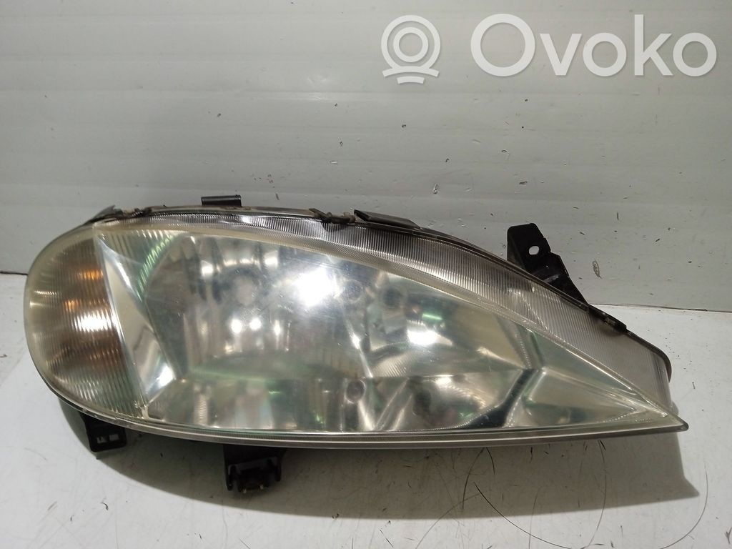 Renault Megane I Lampa przednia 